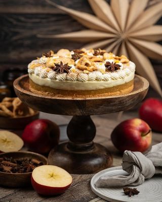 🍏 Jablíčkový dort s pudinkem a krémem. Rodinný poklad podle receptu babičky @gabrilenka. Budete potřebovat: Korpus: 3...