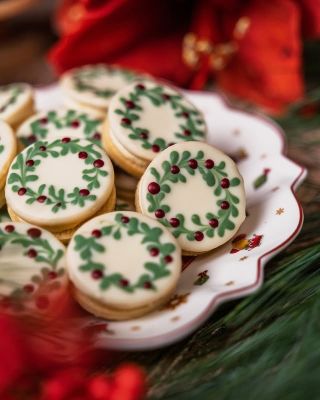 ✨ Vánoce za námi, Silvestr před námi! 🎆 Cukroví možná pomalu mizí z talířů, ale inspirace na sladké dobroty zůstává. U...